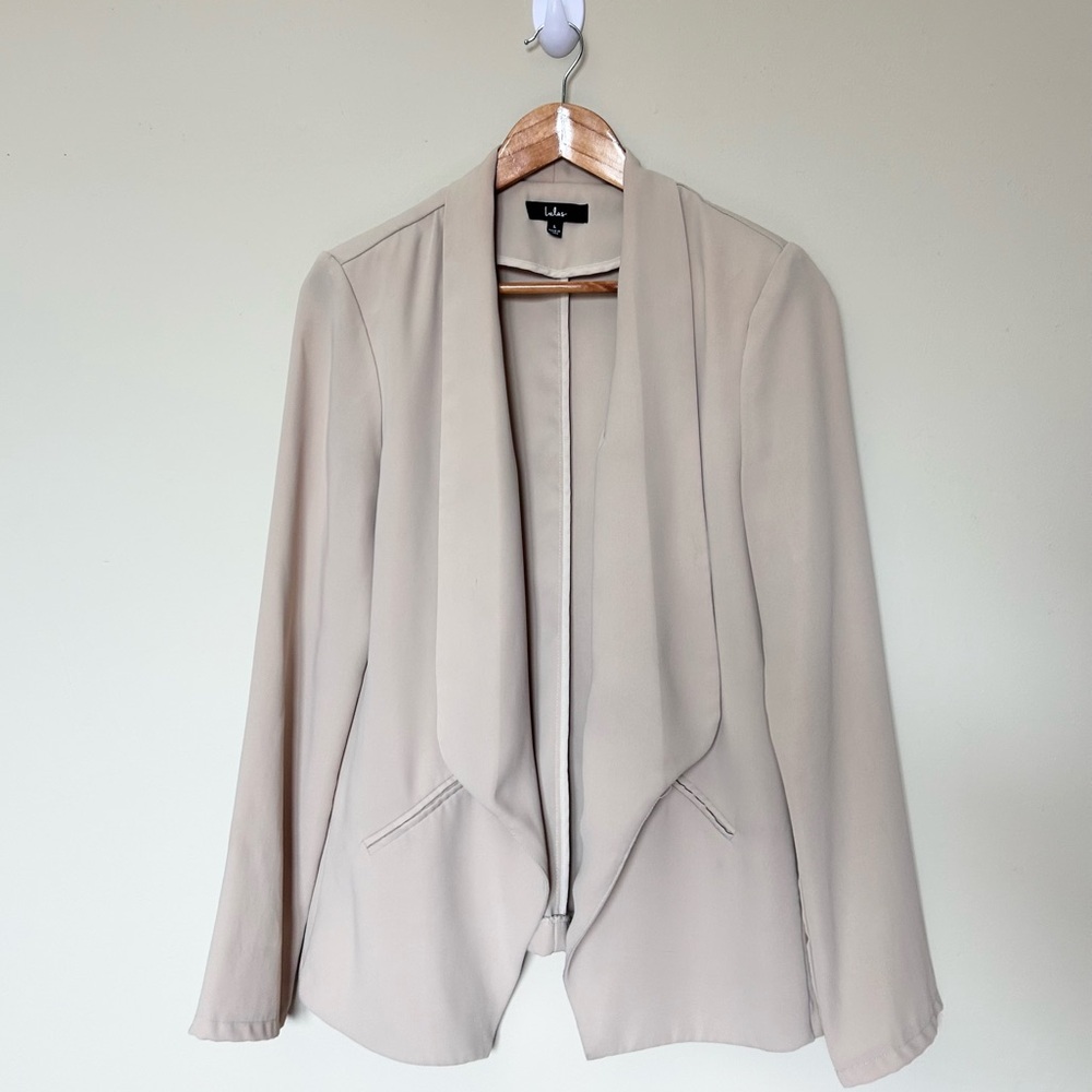 LULUS Light weight Cream blazer